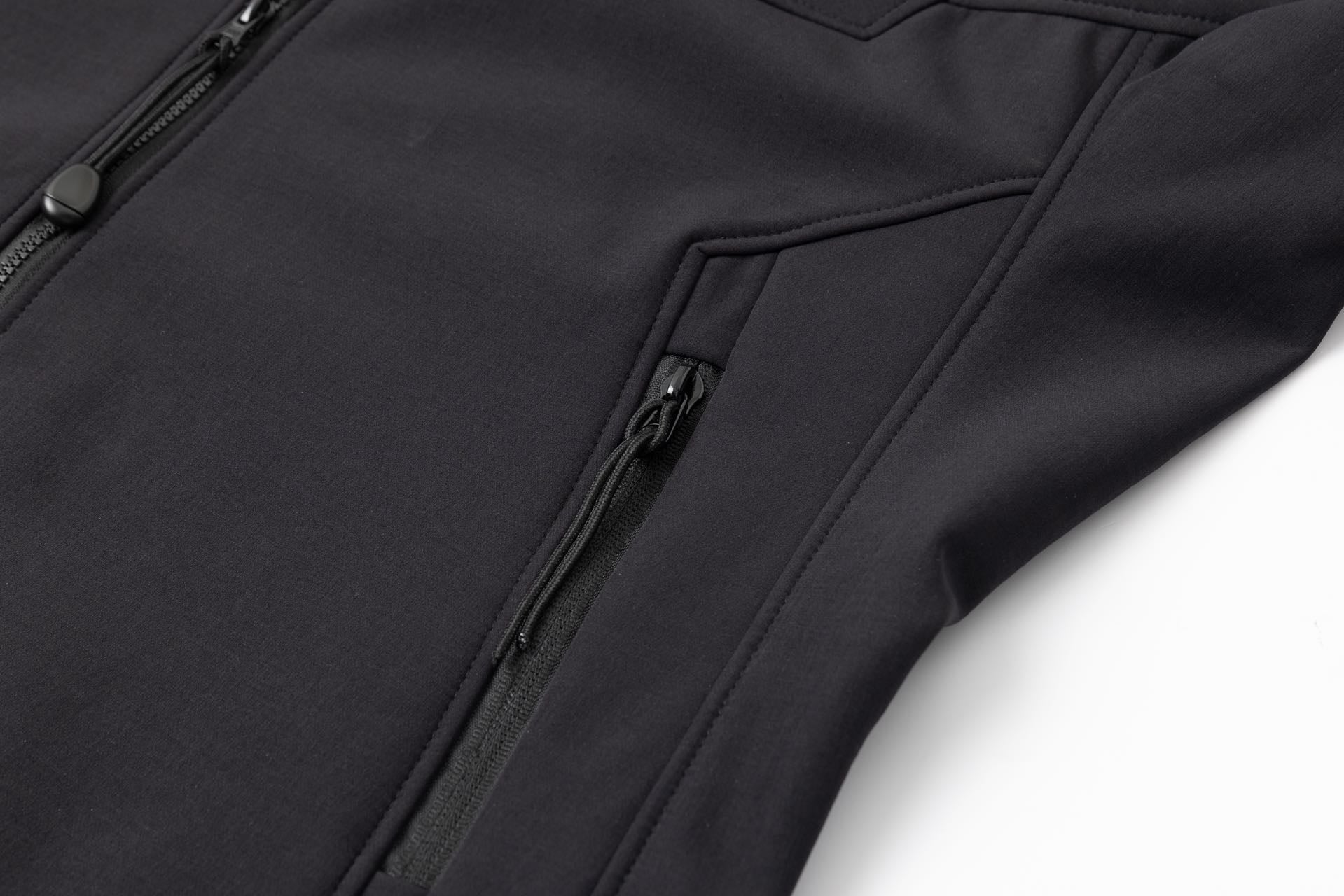 OEM Ski Jackets Windproof Waterproof and Breathable Outdoor Shoftshell Jacket STJY5023