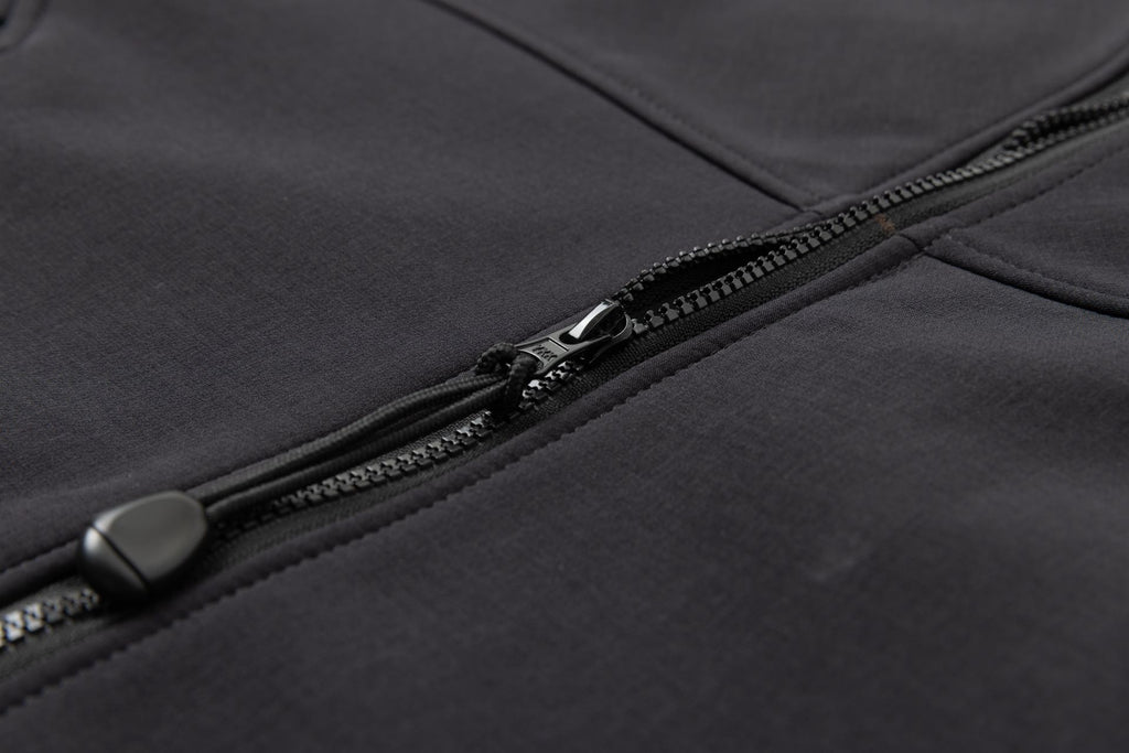 OEM Ski Jackets Windproof Waterproof and Breathable Outdoor Shoftshell Jacket STJY5023