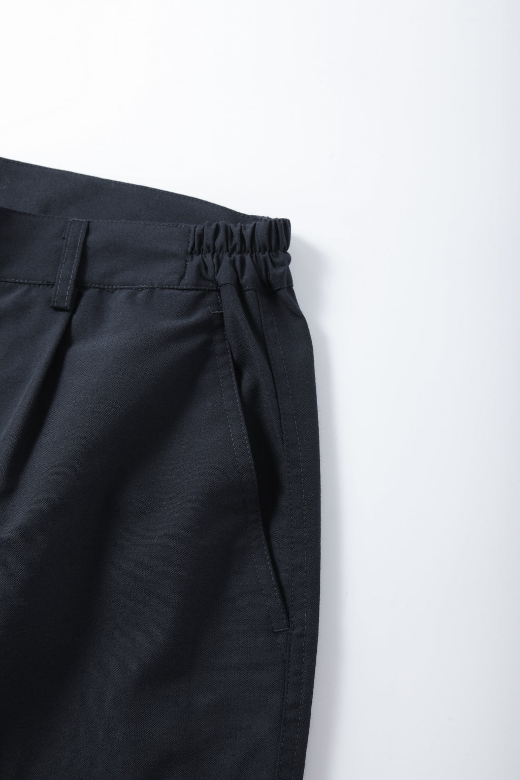 Multi-Pockets Flame-retardant Anti-static Anti-corrosion Work Pants with Reflective Stripes STP5005