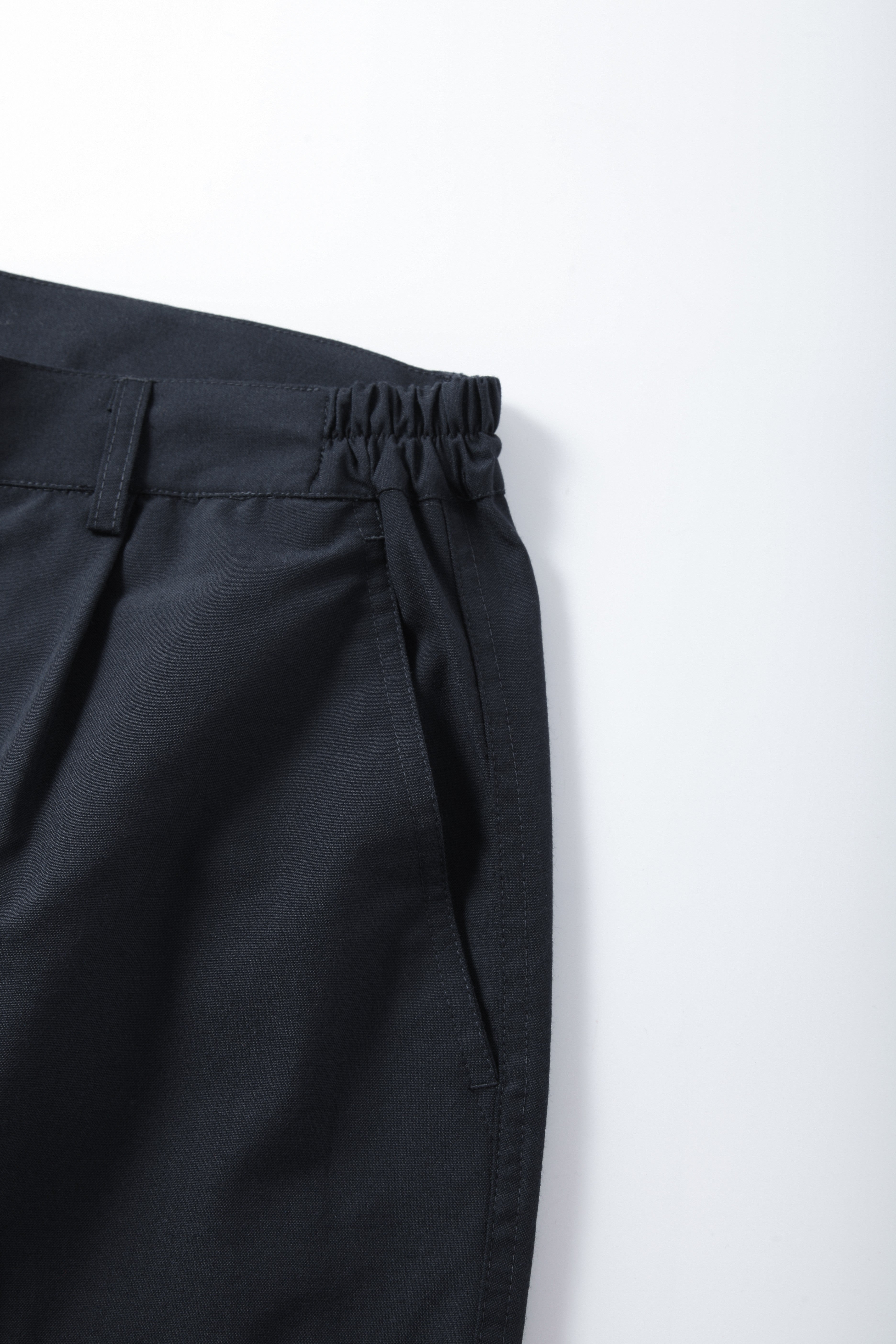 Multi-Pockets Flame-retardant Anti-static Anti-corrosion Work Pants with Reflective Stripes STP5005