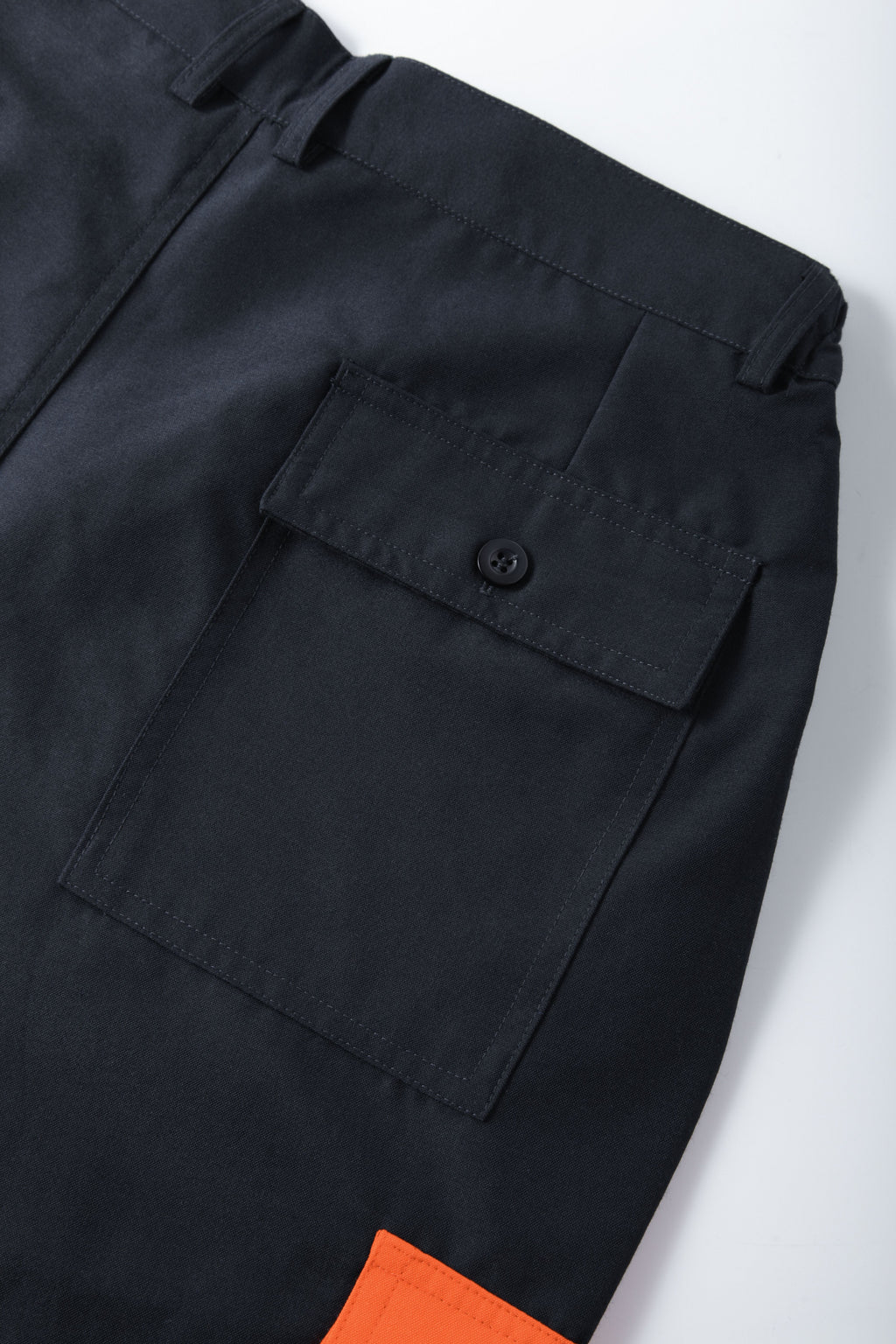 Multi-Pockets Flame-retardant Anti-static Anti-corrosion Work Pants with Reflective Stripes STP5005