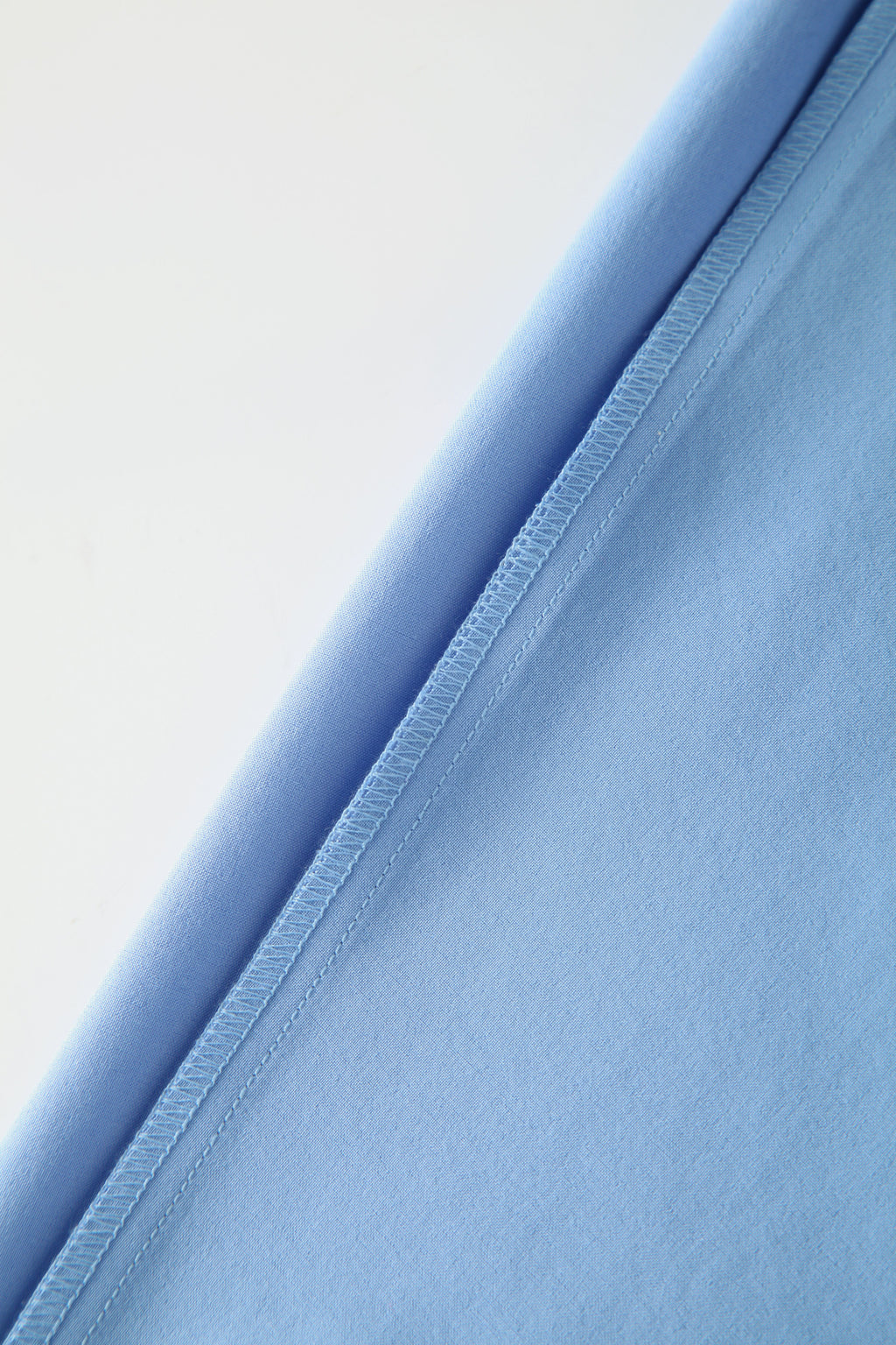 Light Blue Short Sleeves V-neck Healthcare Nurse Uniforms STM5006