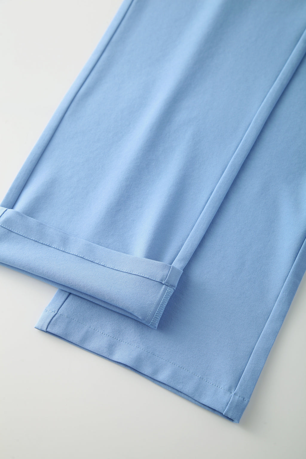 Light Blue Short Sleeves V-neck Healthcare Nurse Uniforms STM5006