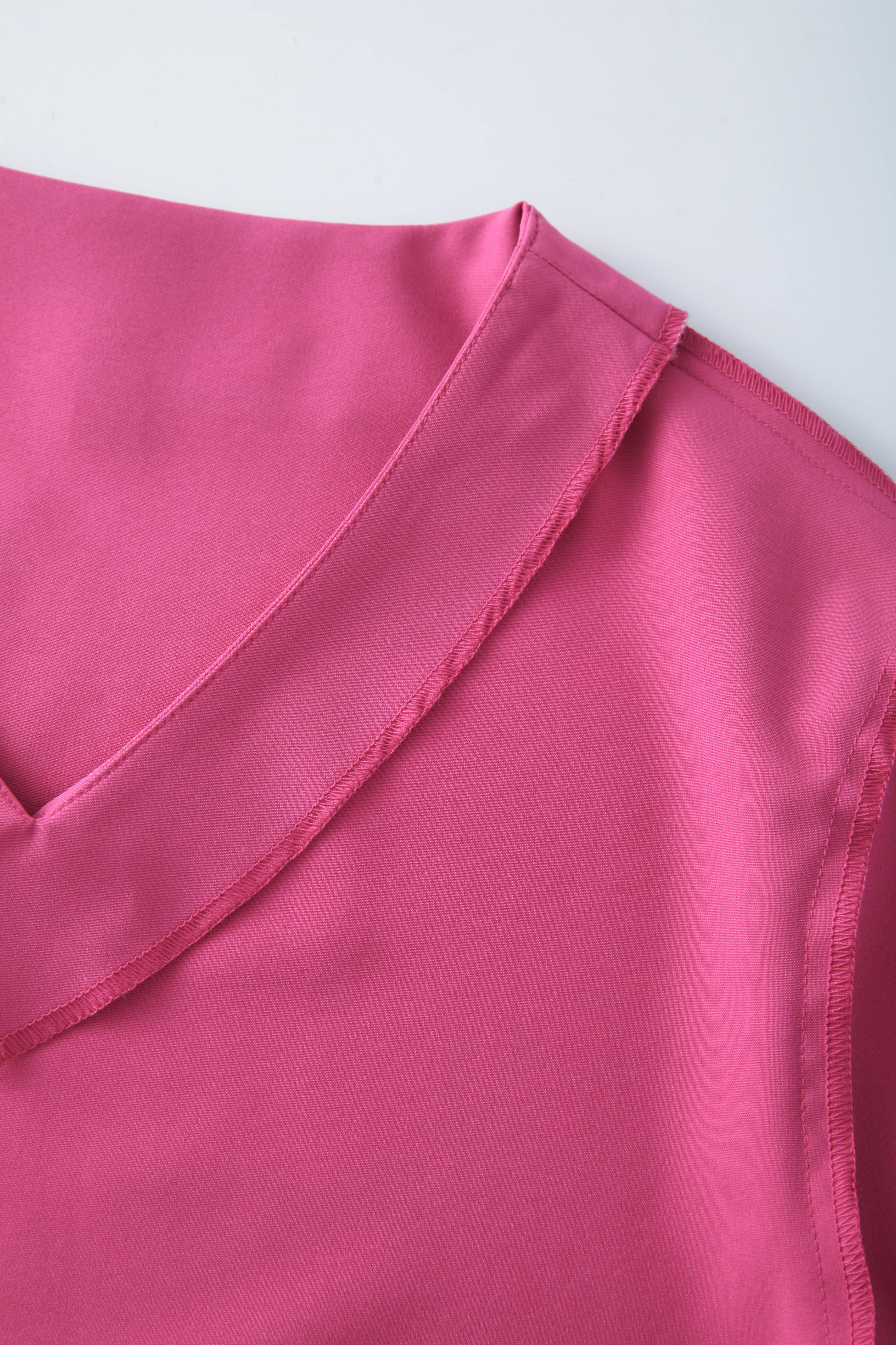 Long Sleeves V-neck Peach Pink Custom Nurse Uniforms STM5007