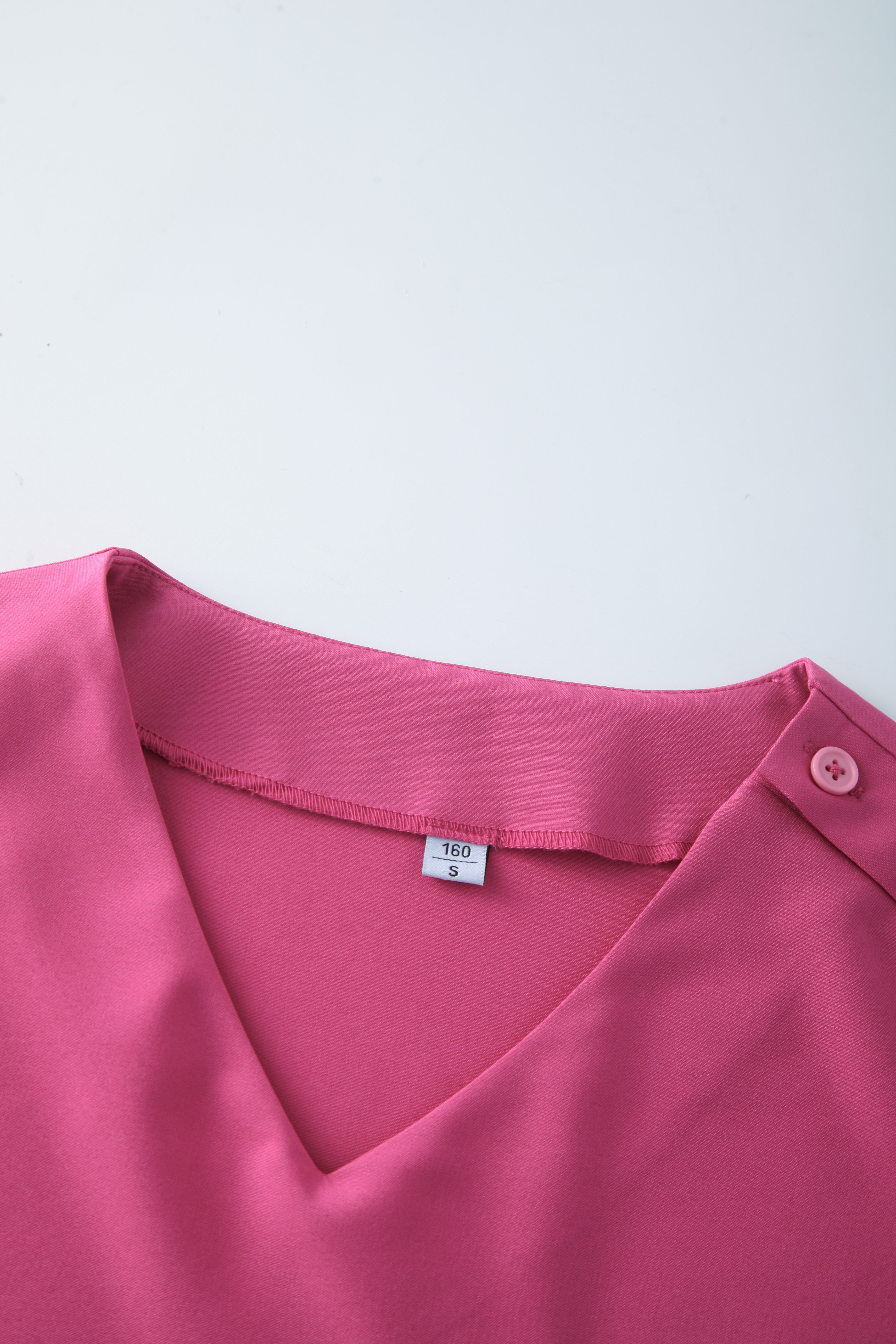 Long Sleeves V-neck Peach Pink Custom Nurse Uniforms STM5007