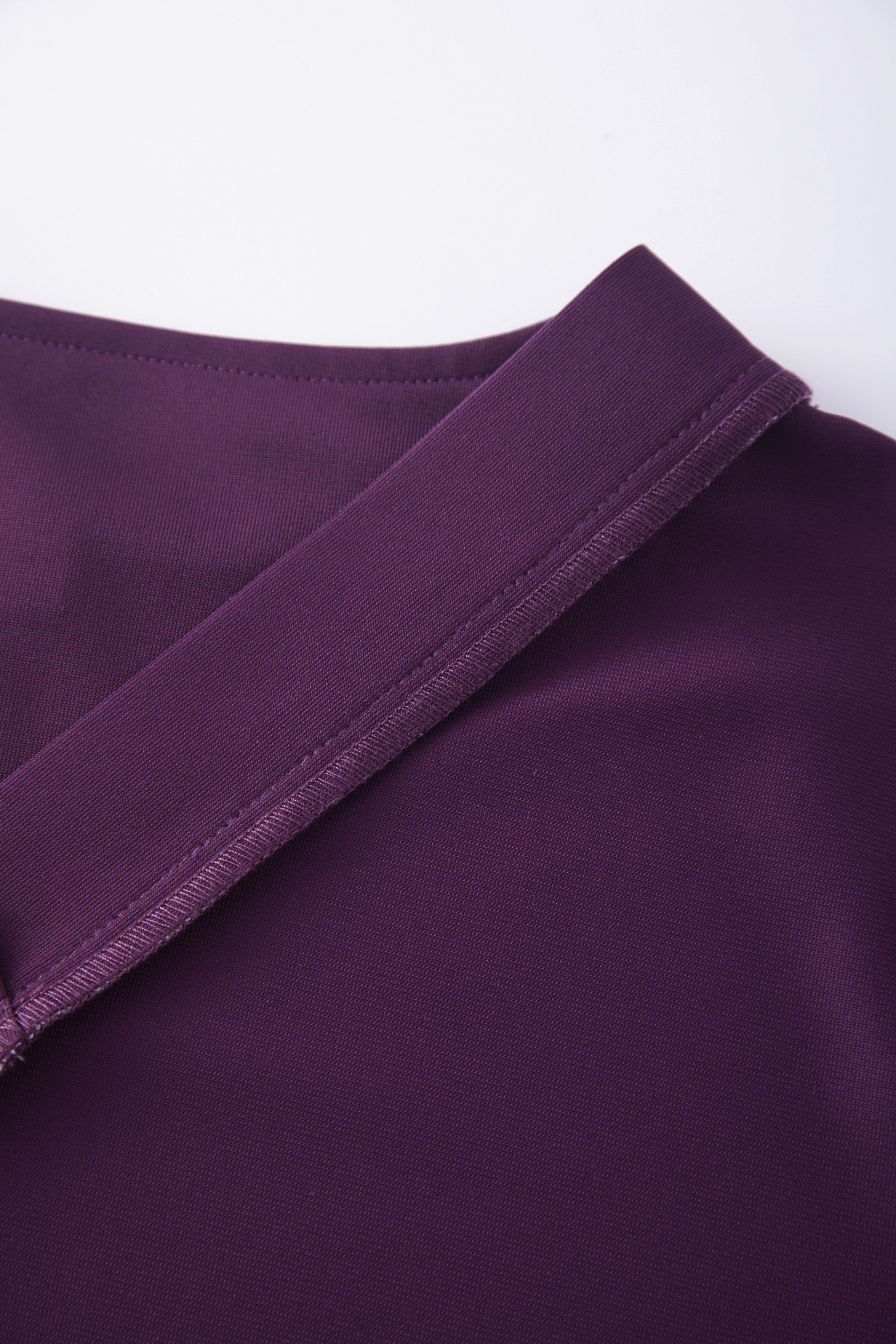 Grape Purple V-neck Custom Nurse Uniforms STM5009