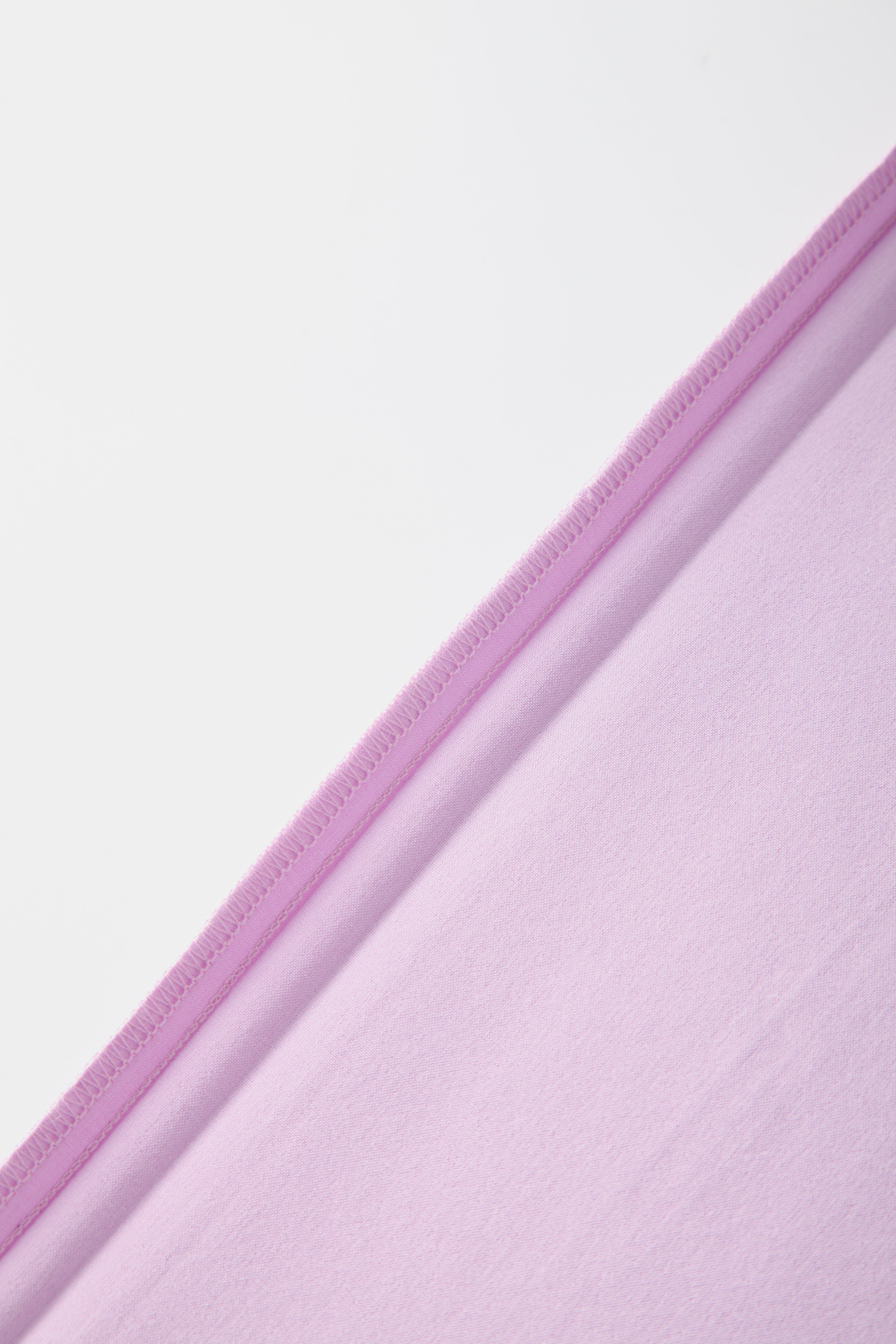 Pink Short Sleeves V-neck Breathable Nurse Uniforms STM5010